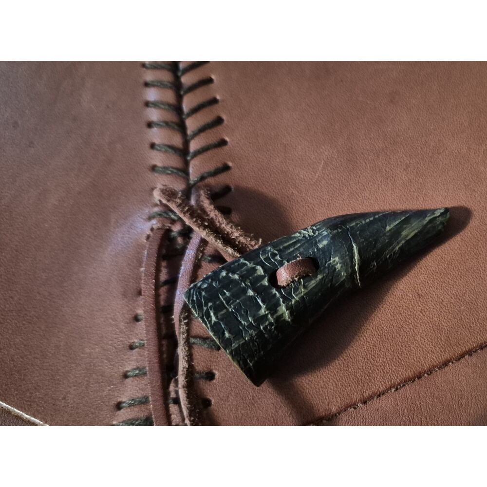 Vintage Leather Lucky Brand Purse In Brick Red Color Excellent Cond Magnet Close - Picture 7 of 9